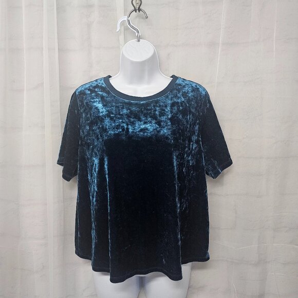 Ava & Viv Tops - Ava & Viv Turquoise Velour Tee Shirt Boho Goth Whimsigoth Punk 0X